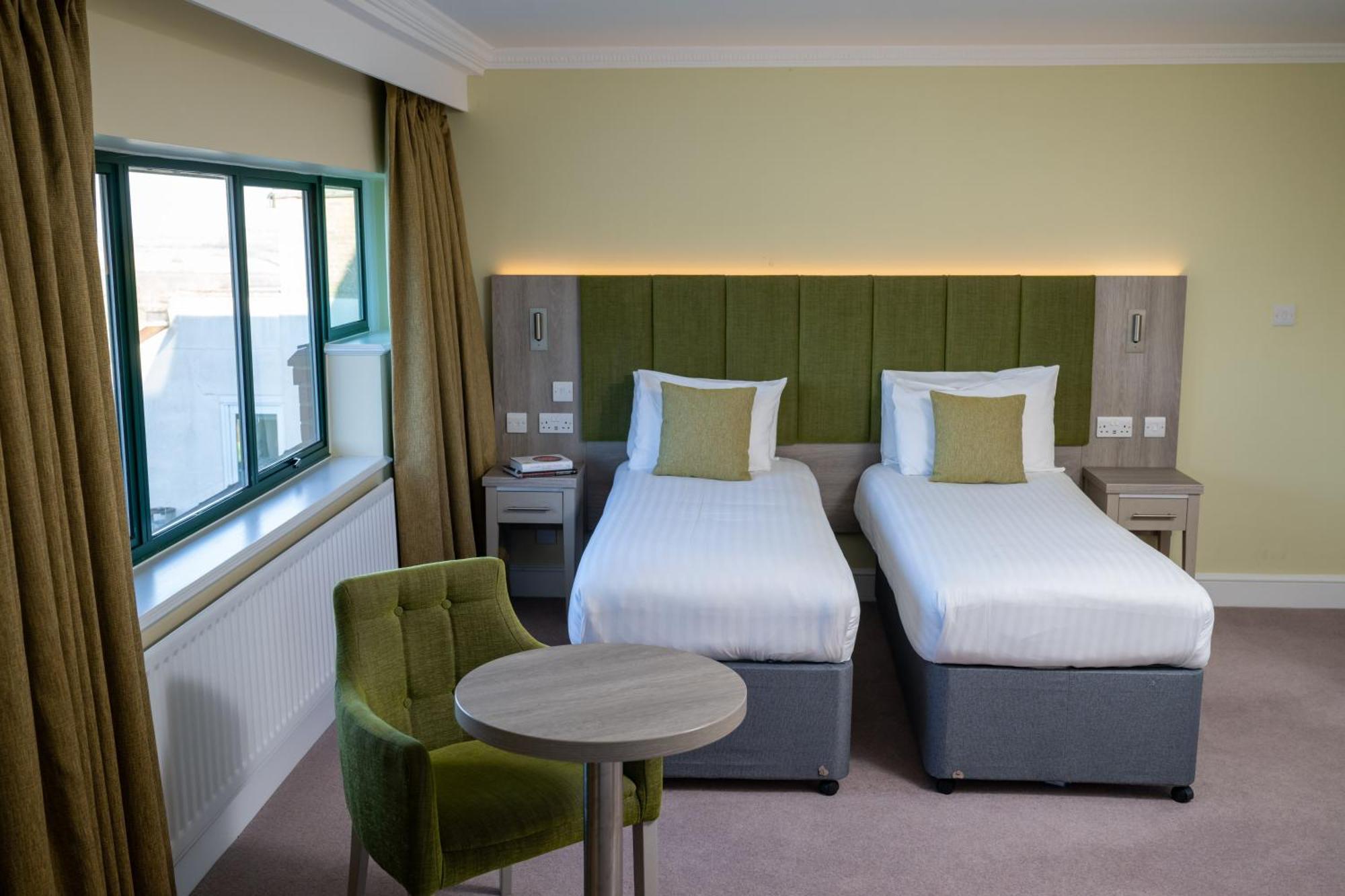 Hellidon Lakes Hotel Daventry Exterior photo